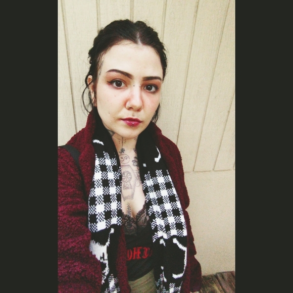 Meet your Posher, Jessica - Picture 8 of 10